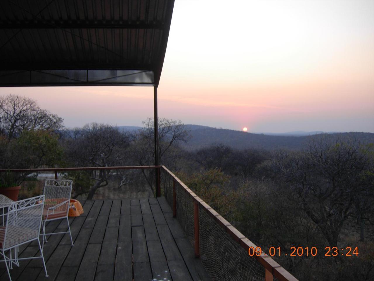 Onduri Lodge Outjo Esterno foto